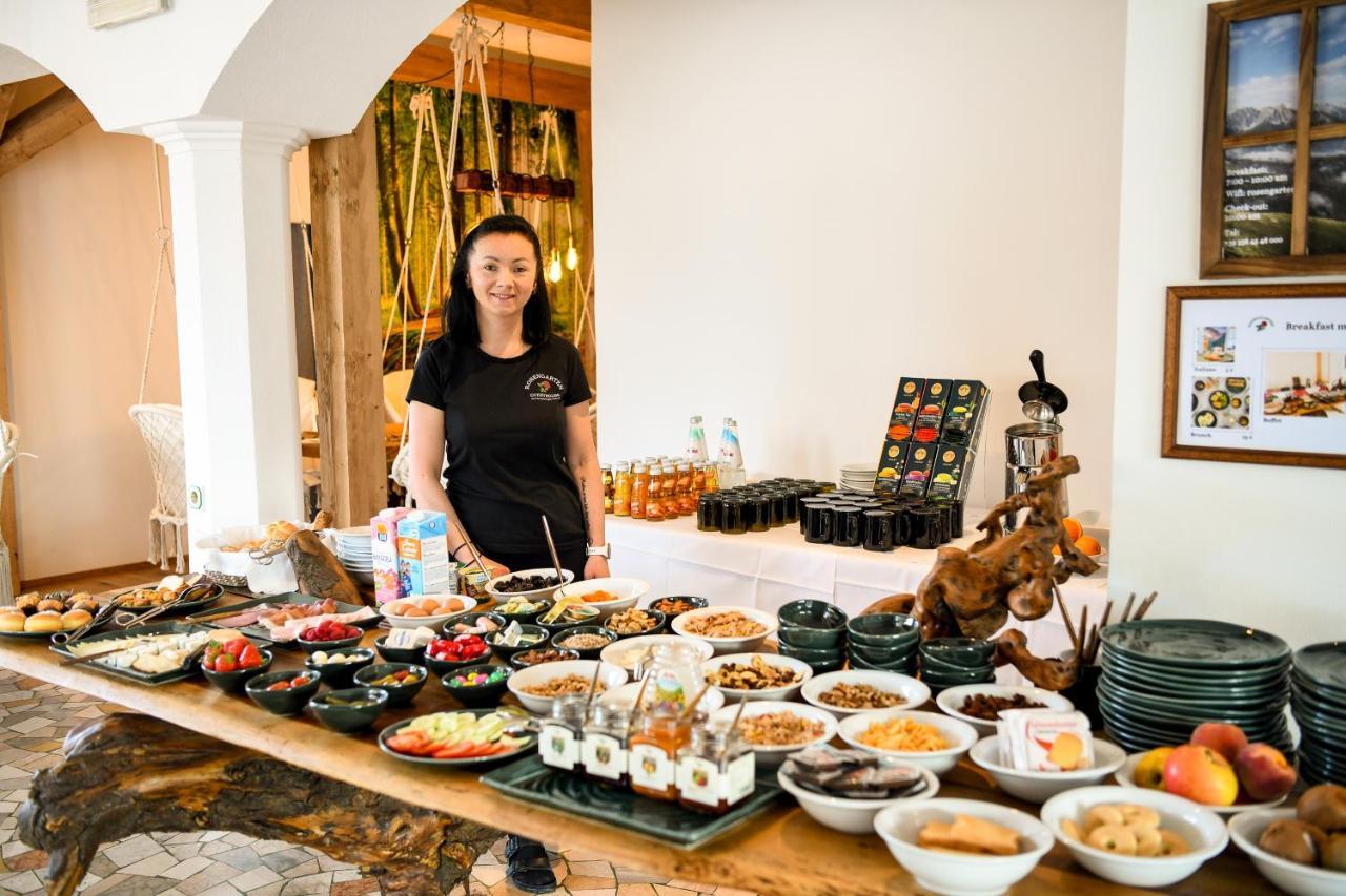 Guesthouse Rosengarten 多比亚科 外观 照片