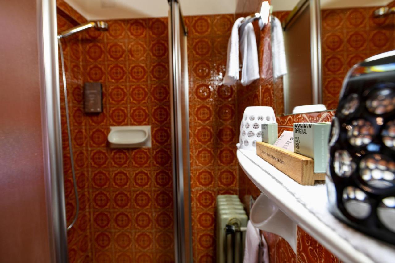 Guesthouse Rosengarten 多比亚科 外观 照片