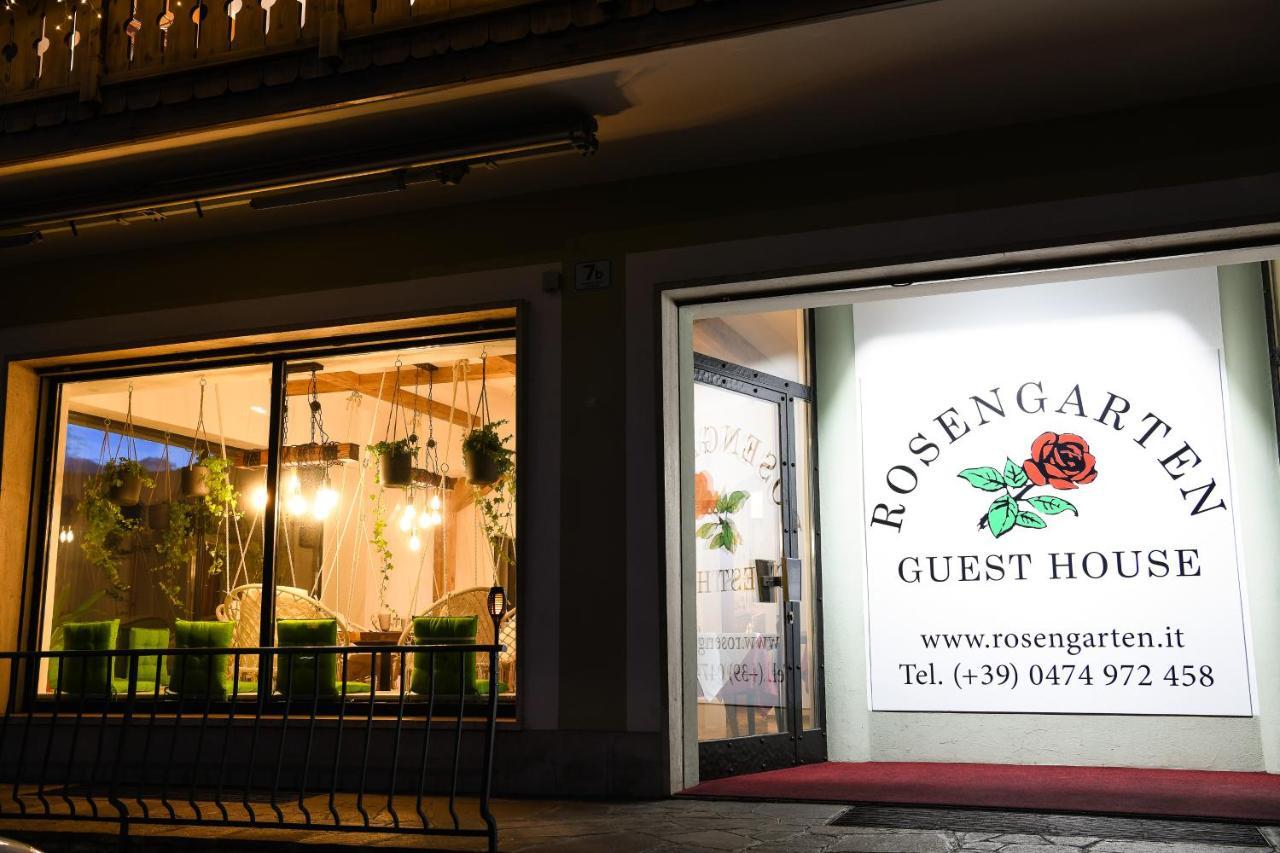Guesthouse Rosengarten 多比亚科 外观 照片