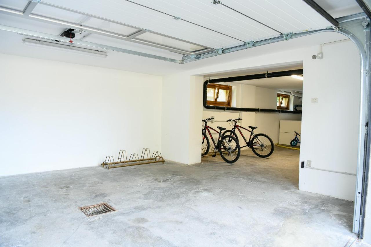 Guesthouse Rosengarten 多比亚科 外观 照片