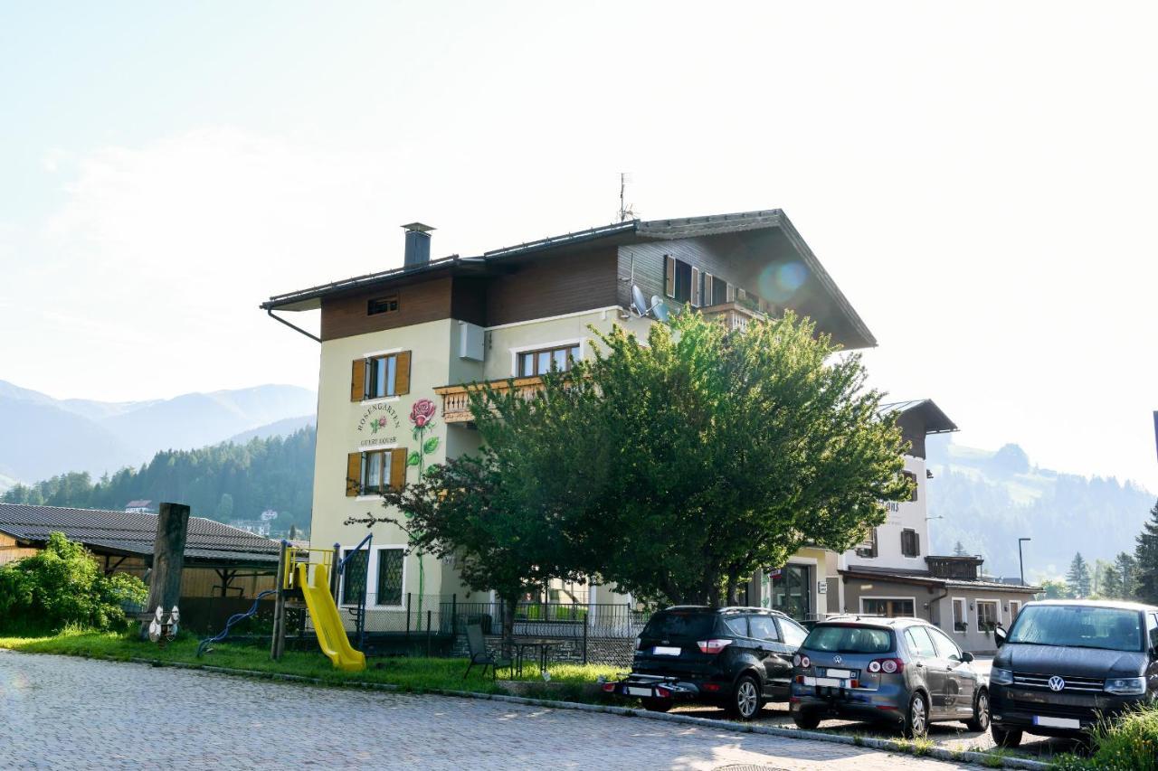 Guesthouse Rosengarten 多比亚科 外观 照片