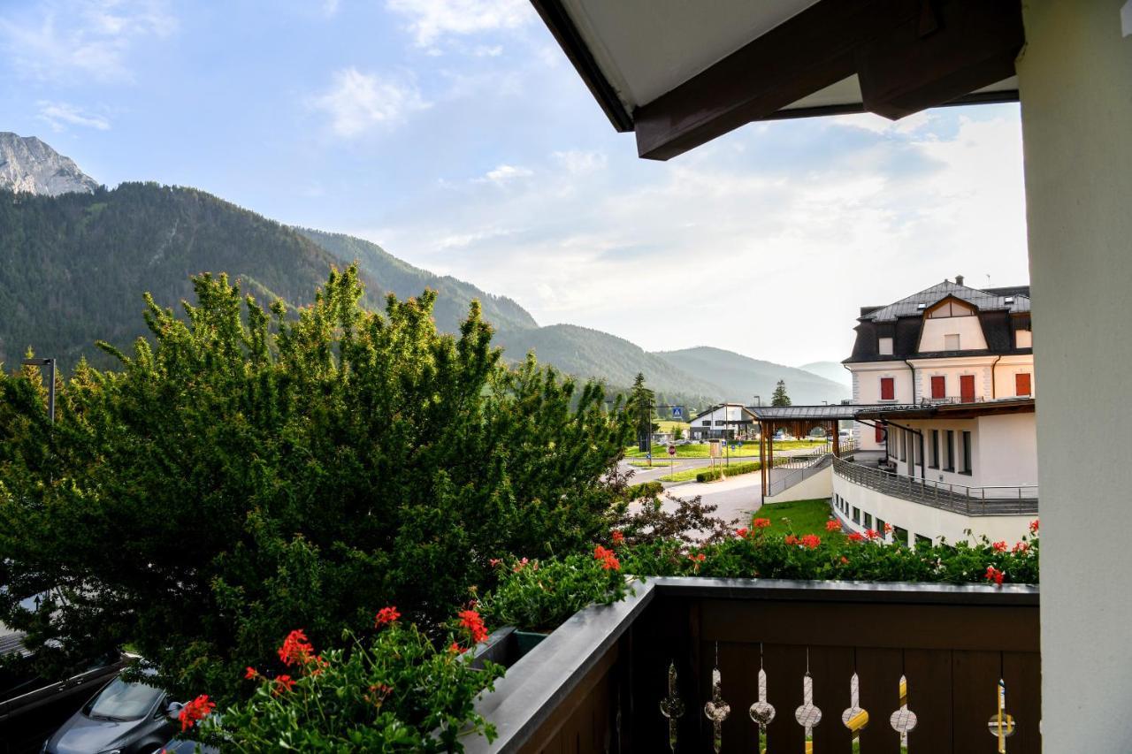 Guesthouse Rosengarten 多比亚科 外观 照片